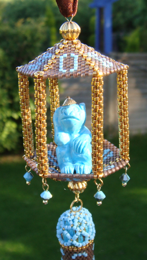 Chinese-monkey-bead-in-peyote-beaded-cage